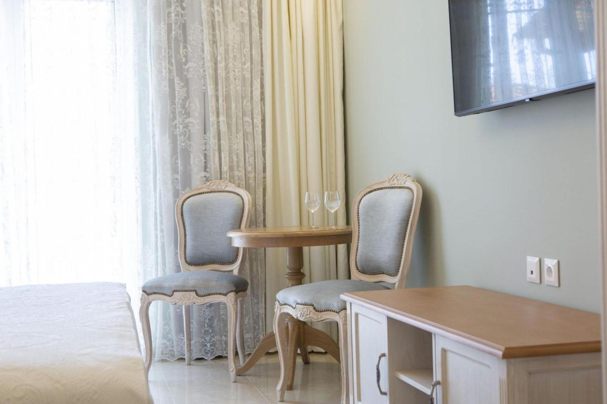 Vk Luxury Suites - Private Parking - Adults Only Nidhrion Exteriör bild