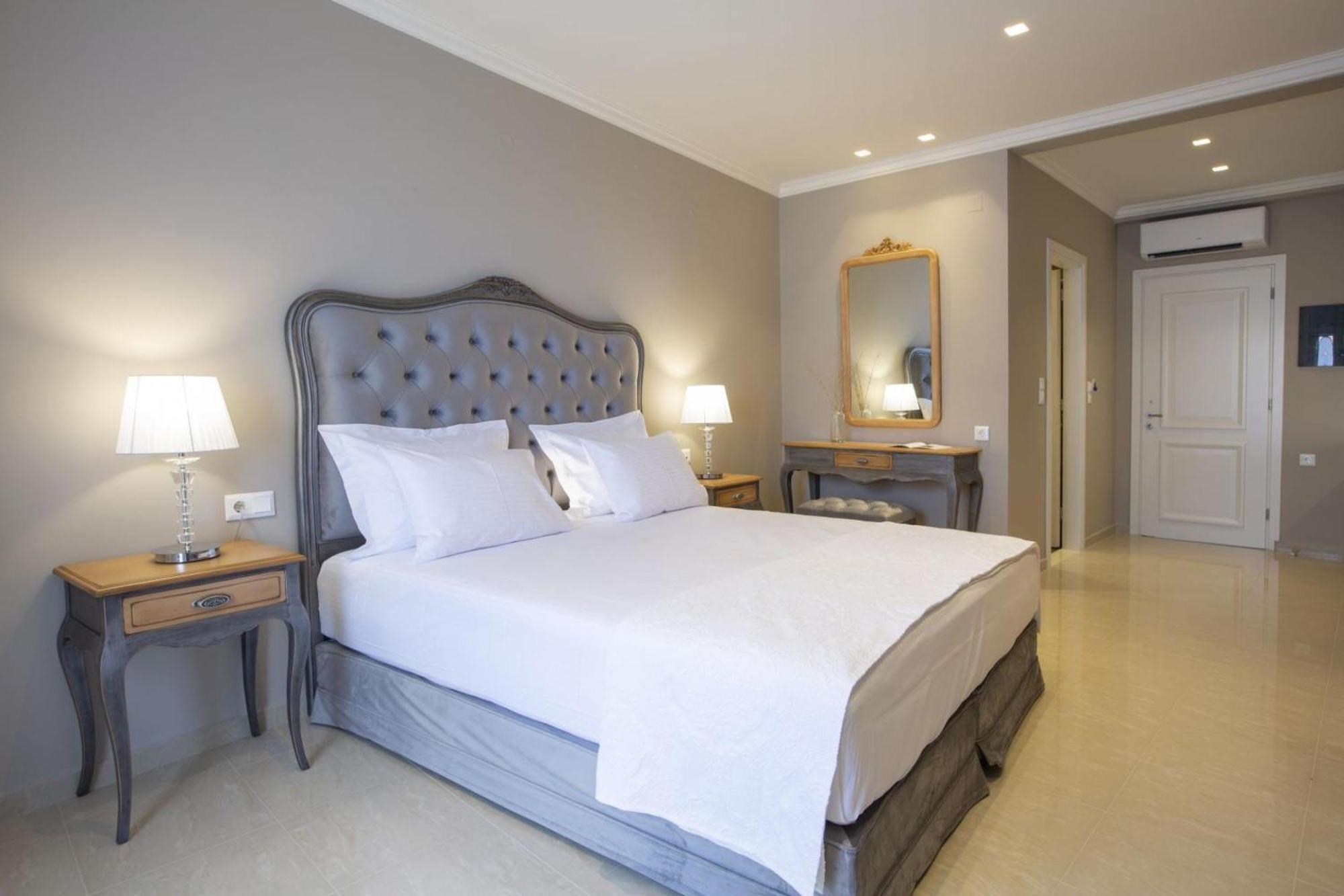 Vk Luxury Suites - Private Parking - Adults Only Nidhrion Exteriör bild